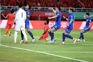 巅峰武磊的完美发挥！19亚洲杯，国足3-0菲律宾小组2连胜提前出线